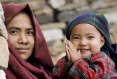 Nepalese moeder met kind